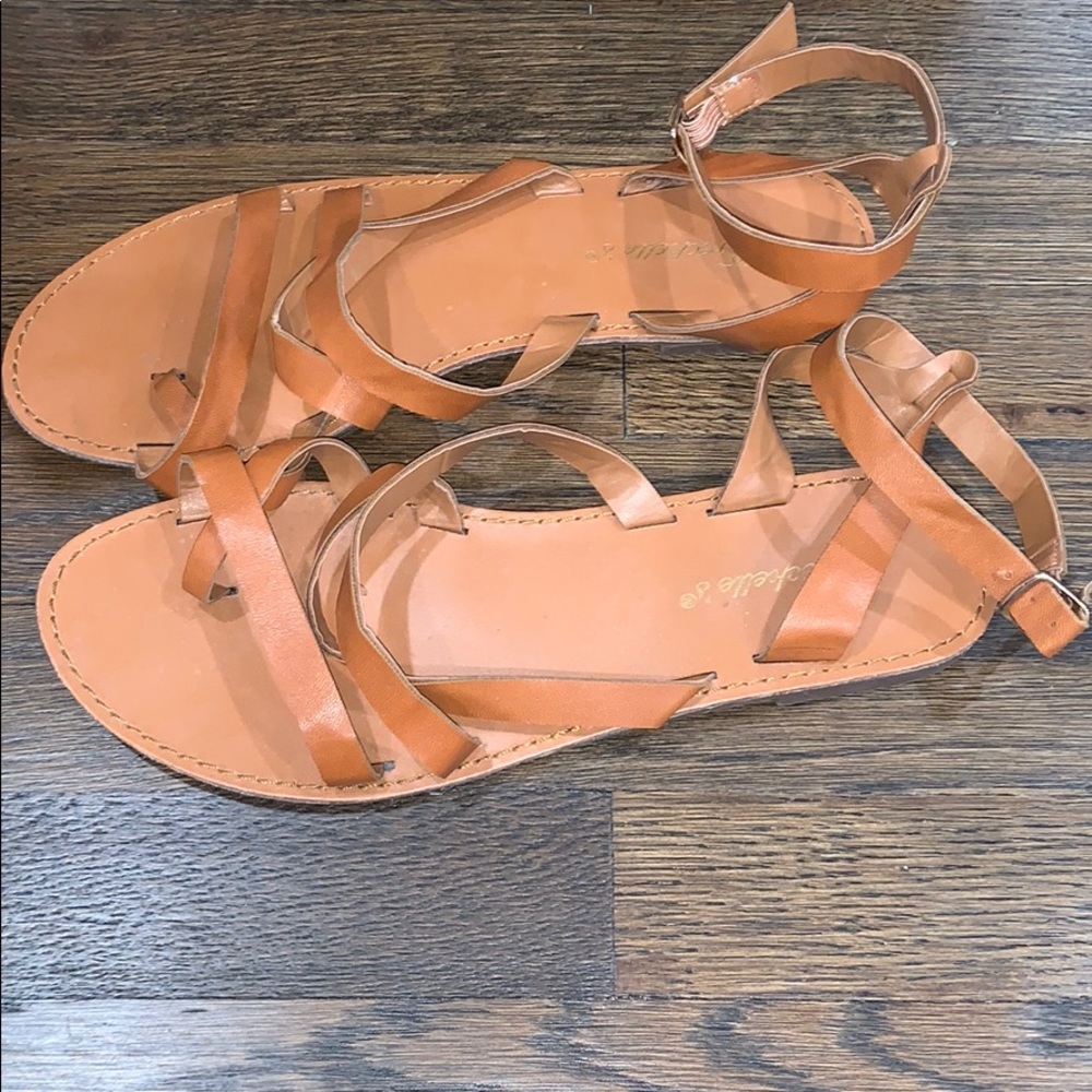 Camel Color Sandals - Picture 2 of 3